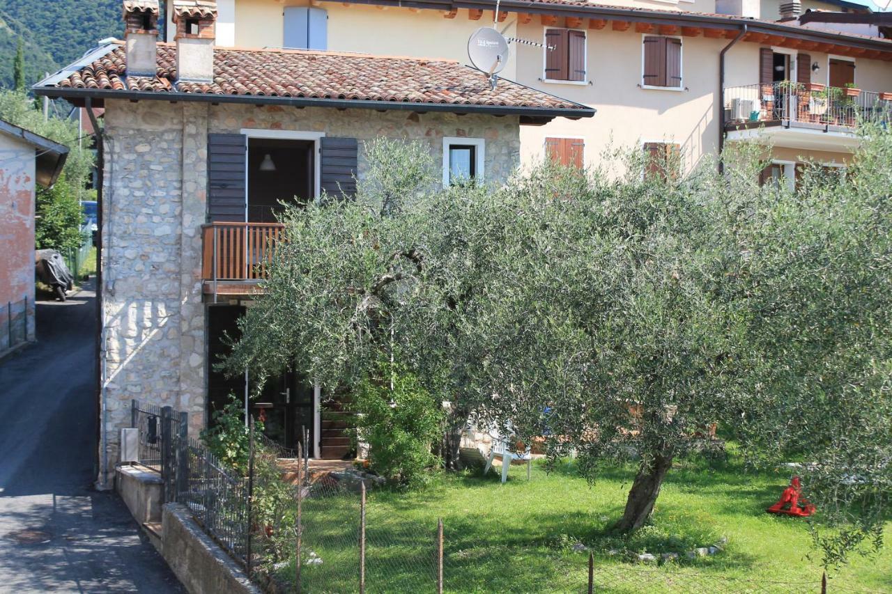 Casa Andreina Villa ตอสโกลาโน มาแดร์โน ภายนอก รูปภาพ